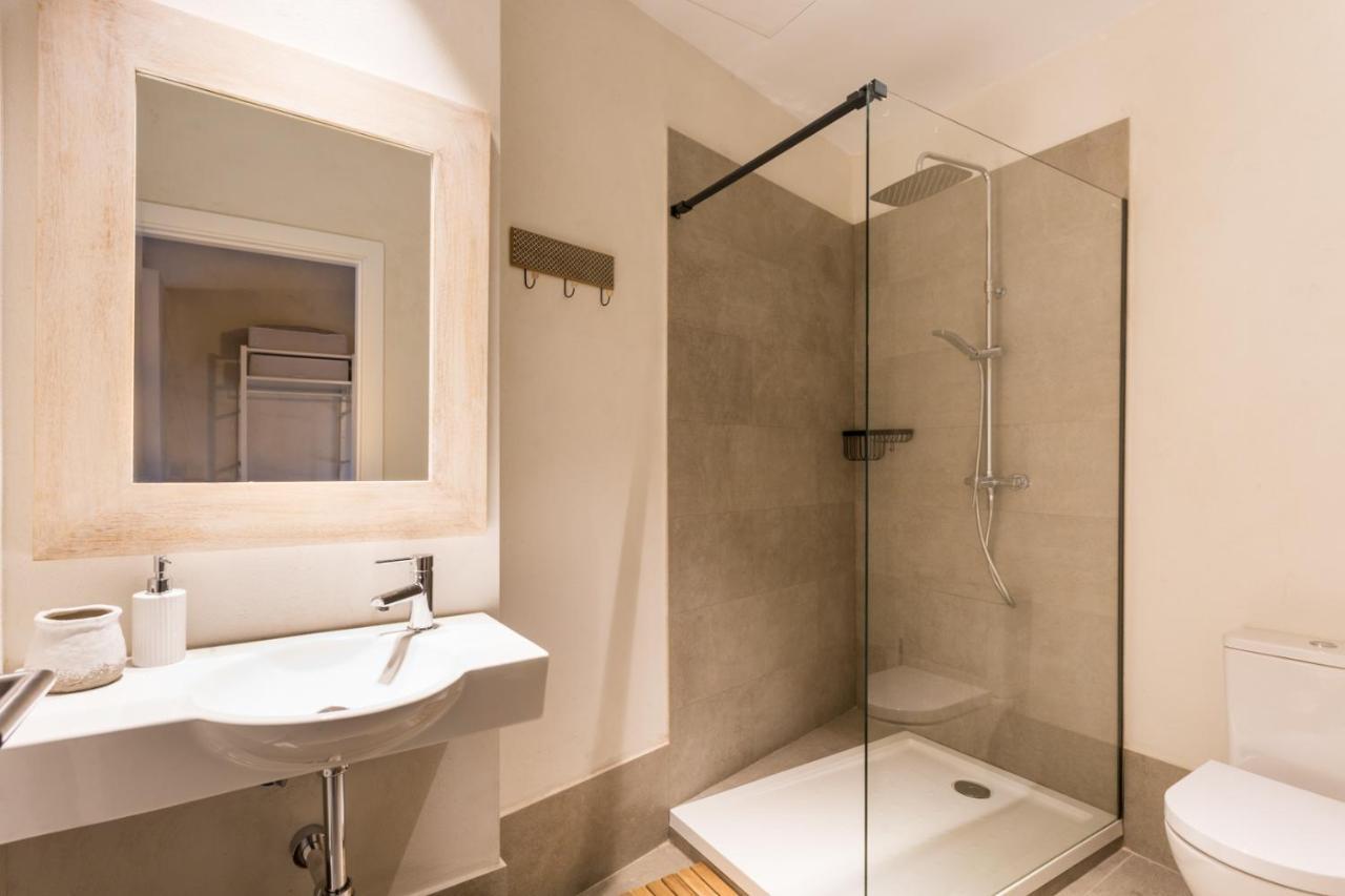 Oak & Sandstone - Space Maison Apartment Sevilla